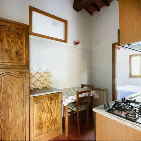 E Baldini Romanita Bed & Breakfast 3*